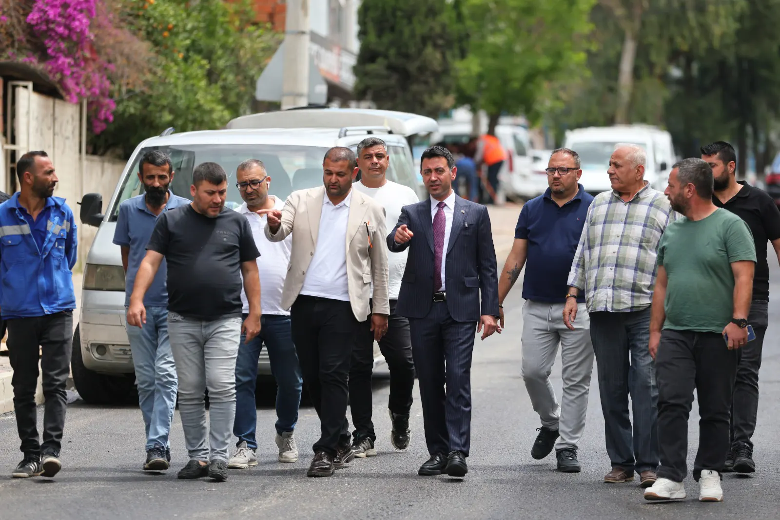 BayraklÄ±âda Asfalt SeferberliÄi SÃ¼rÃ¼yor 25 Noktada TamamlandÄ±, 5 Noktada Daha BaÅlÄ±yor (20) kopya-1789629149144.webp